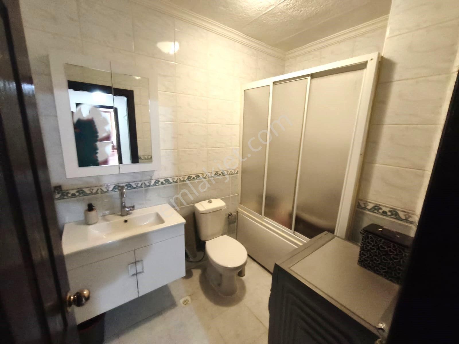 Atanora Vadi'den Dikmen Merkezde Asansörlü 2 Banyolu Geniş Metraj Cadde Paraleli 3+1 - Görsel 2