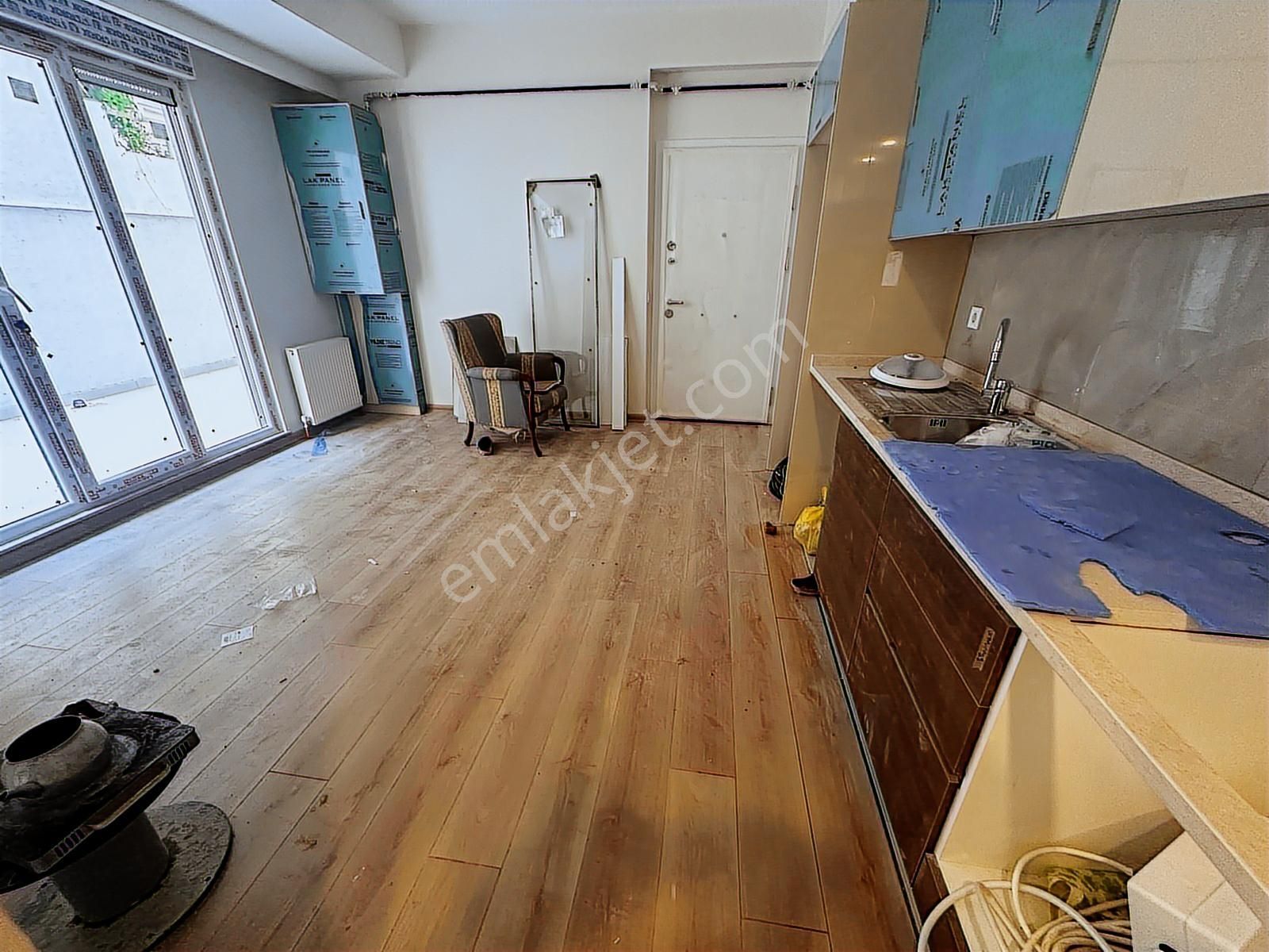 Tamiş'den Altıntepe'de Marmaraya Sahile Yakın Genş Teraslı Sıfır - Görsel 8