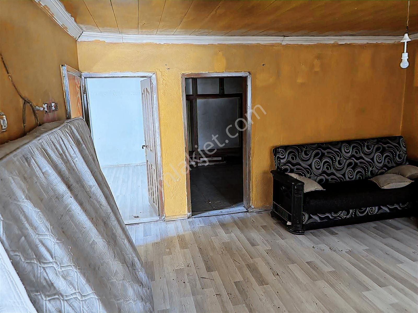 Köy Merkezinde Müstakil Ev. Elektrik Ve Su Bağlı.. - Görsel 9