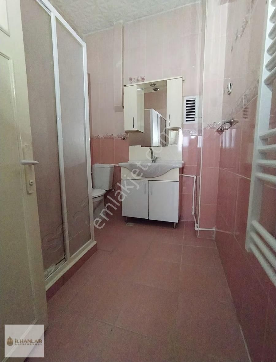 Nuri Pamir Cad.paraleli Metro Yakını Temiz Kiralık 3+1 Daire - Görsel 32