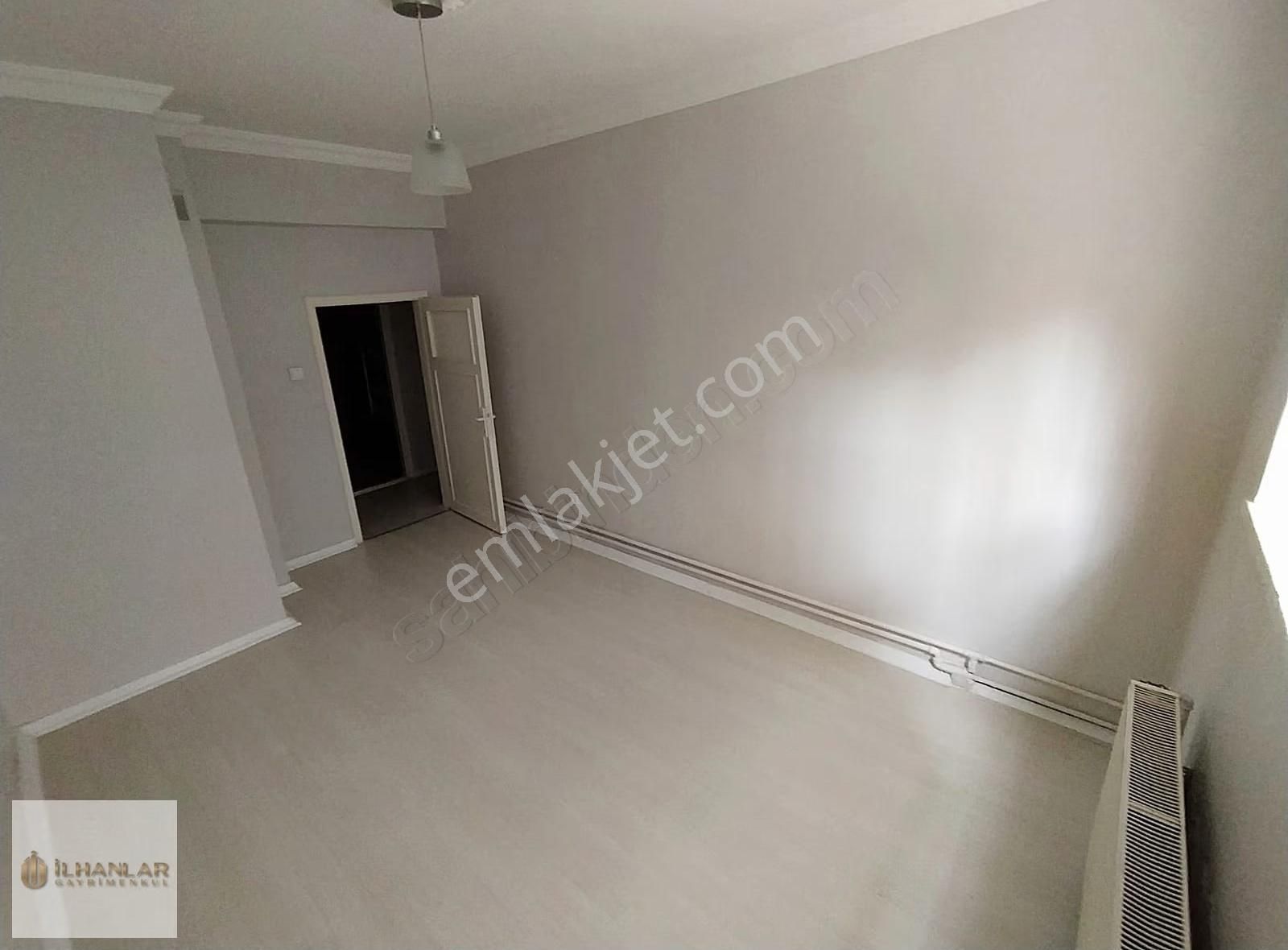 Nuri Pamir Cad.paraleli Metro Yakını Temiz Kiralık 3+1 Daire - Görsel 2