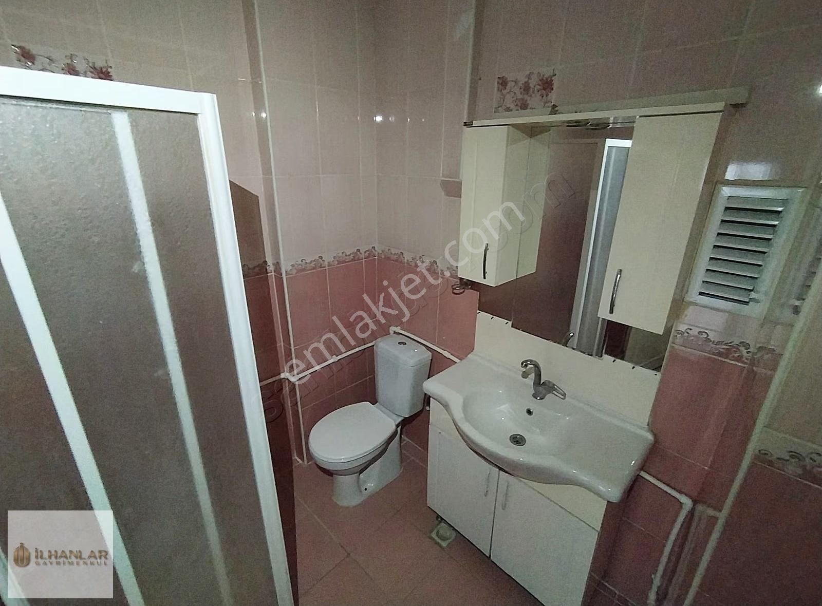 Nuri Pamir Cad.paraleli Metro Yakını Temiz Kiralık 3+1 Daire - Görsel 26
