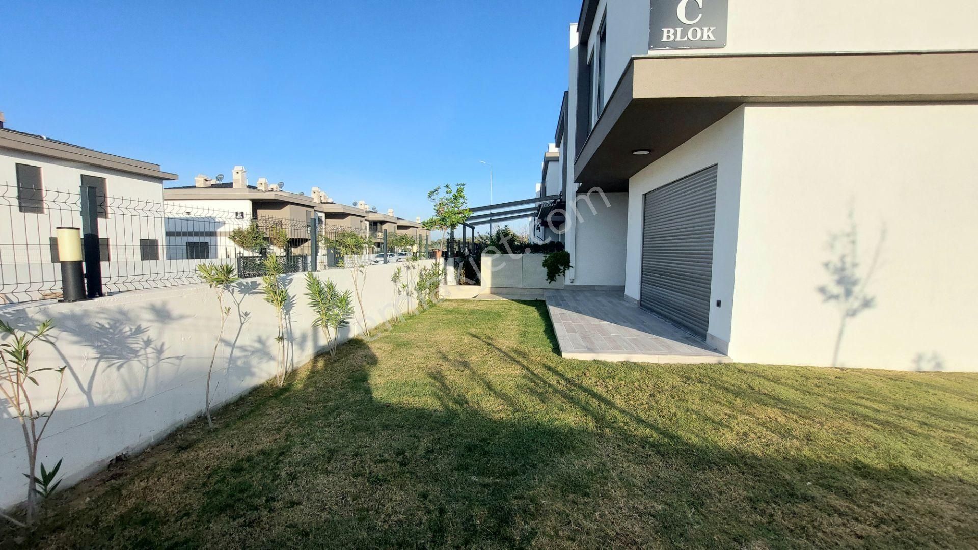 Turyap'tan Sahil Sitelerinde Plaja 800mt Havuzlu Sitede Villa - Görsel 3