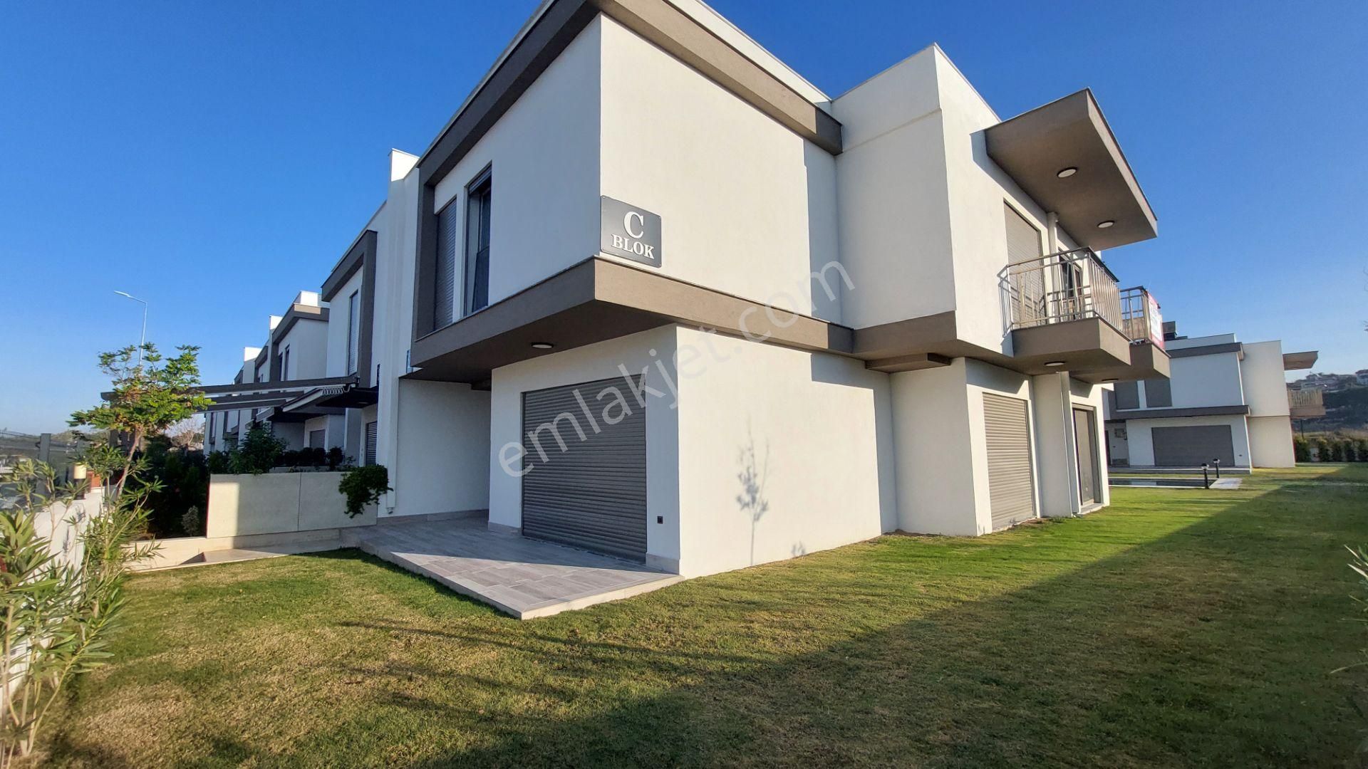 Turyap'tan Sahil Sitelerinde Plaja 800mt Havuzlu Sitede Villa