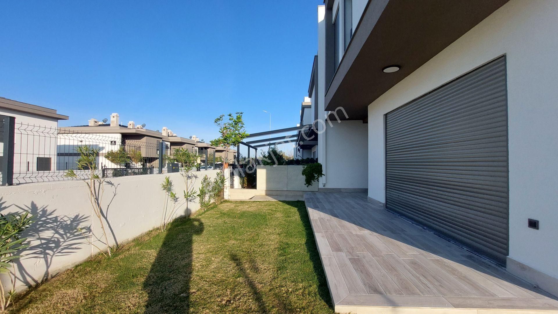 Turyap'tan Sahil Sitelerinde Plaja 800mt Havuzlu Sitede Villa - Görsel 34