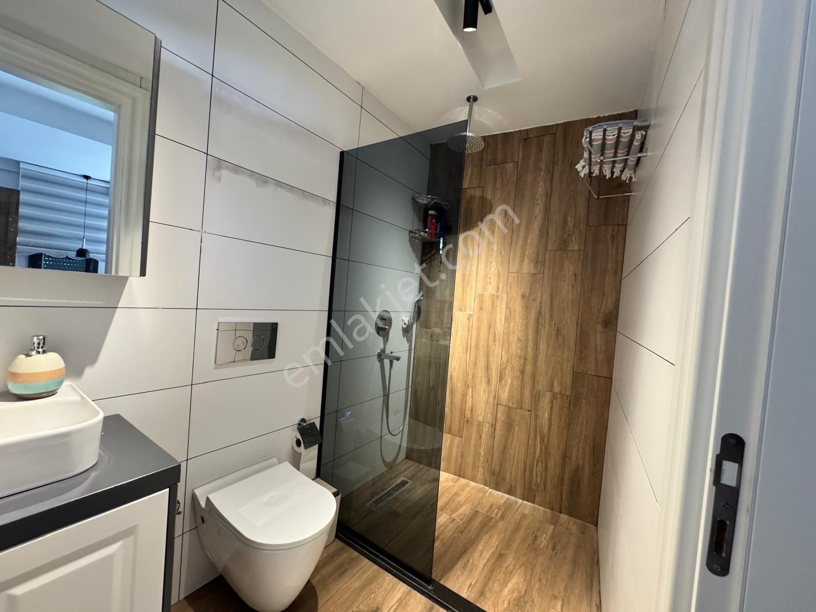 Kuşadası Merkezde Satılık 4+1 Müstakil Bahçeli Villa - Görsel 26