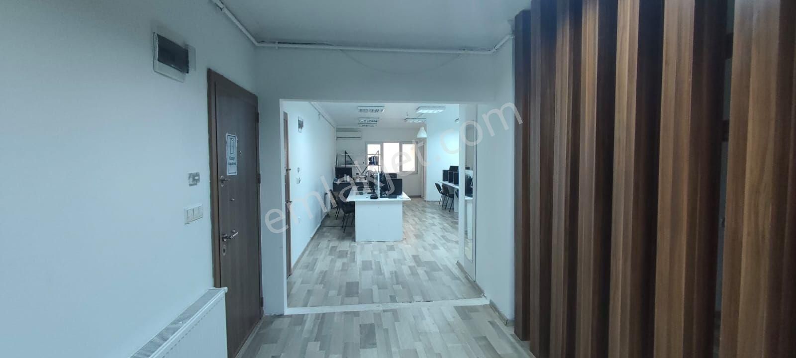 Yalova Merkez İstanbul Cd. İşlek Konumda 50m2 Satılık Ofis - Görsel 2