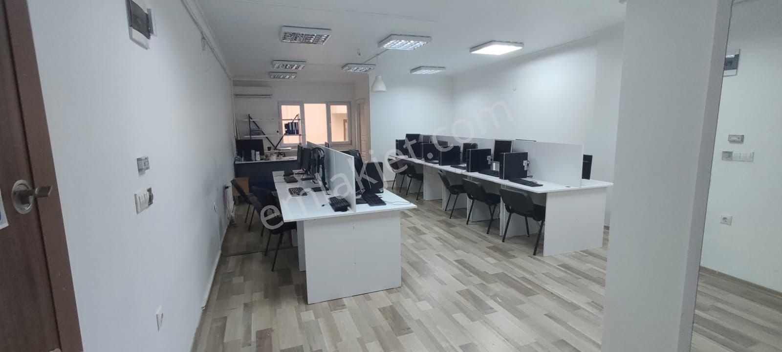 Yalova Merkez İstanbul Cd. İşlek Konumda 50m2 Satılık Ofis - Görsel 3