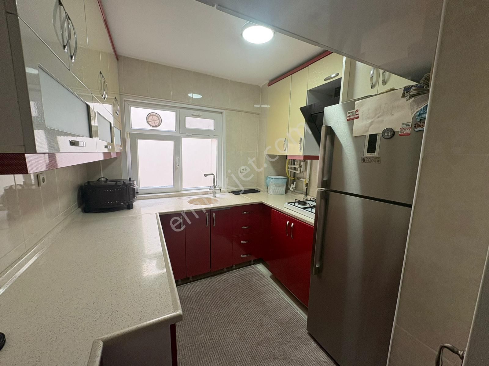 Göral Emlaktan 3+1 Dikmen Caddesi Yakını Full Yapılı 2 Oda Bağımlı 3 Kat