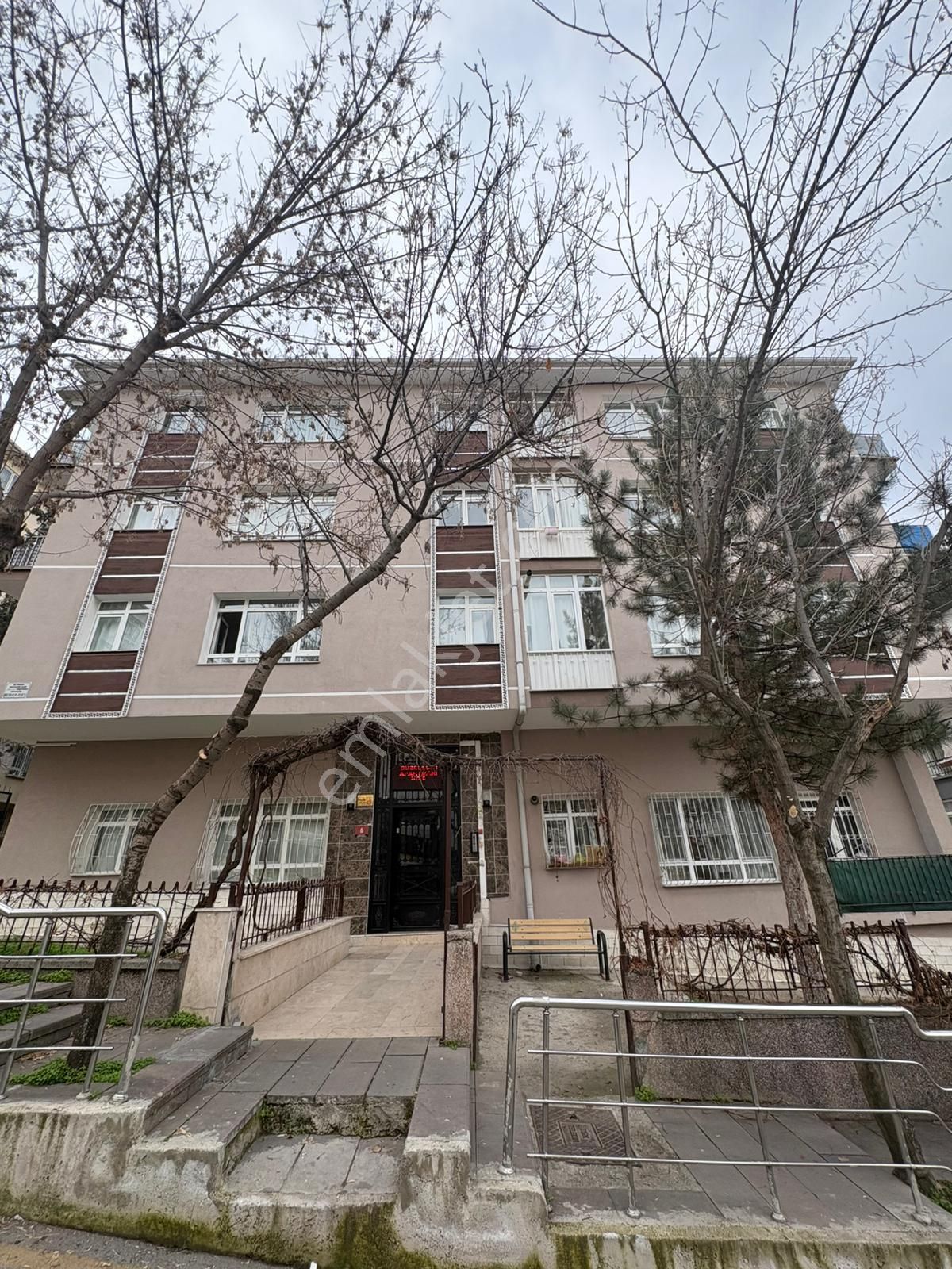 Göral Emlaktan 3+1 Dikmen Caddesi Yakını Full Yapılı 2 Oda Bağımlı 3 Kat - Görsel 8