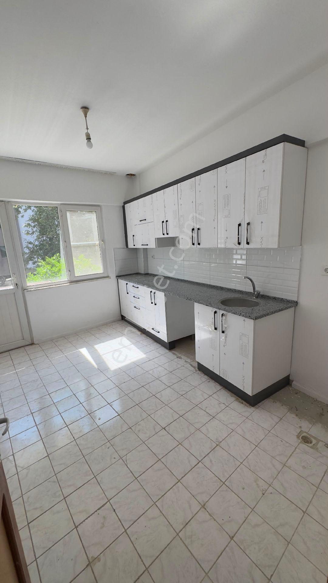 Kiralik Daire Karaçay Mah. Hürriyet Cad. Üzerı 3+1 140 M2 Dükkan Üstü - Görsel 17