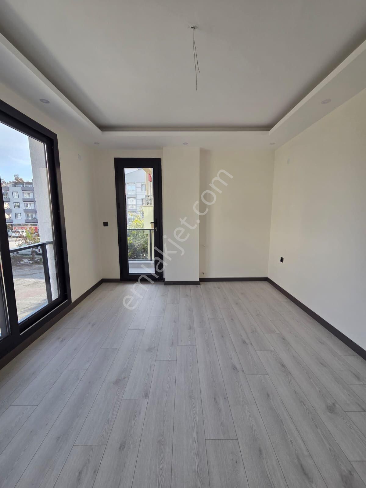 Didim Merkezi Konumda Satılık 2+1 Ayrı Mutfak Sıfır Daire - Görsel 6