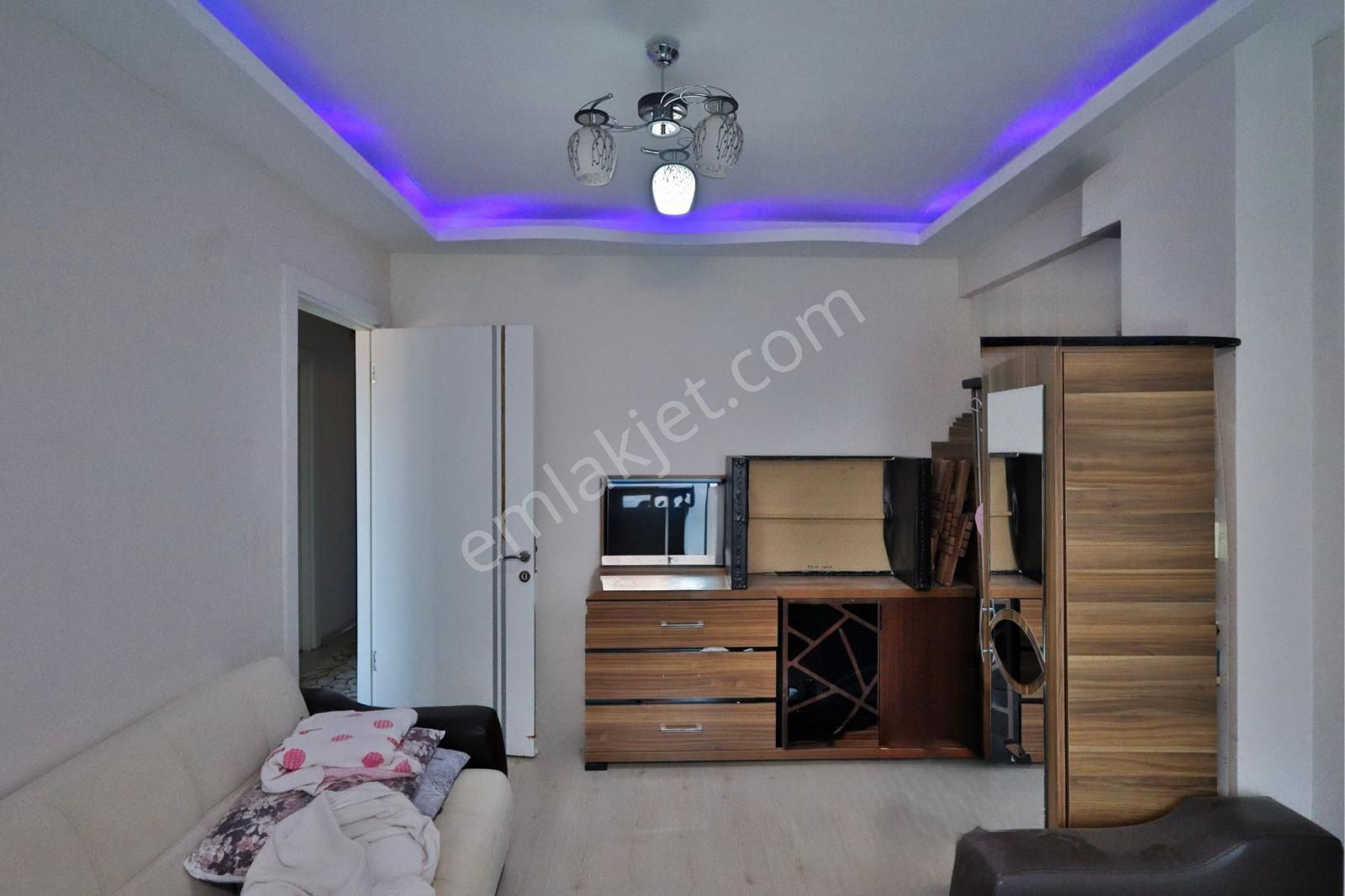 Buca Fırat Mah Plan Projeli 8 Yıllık Kiracılı Son 3 Daire (2+1 ) - Görsel 9