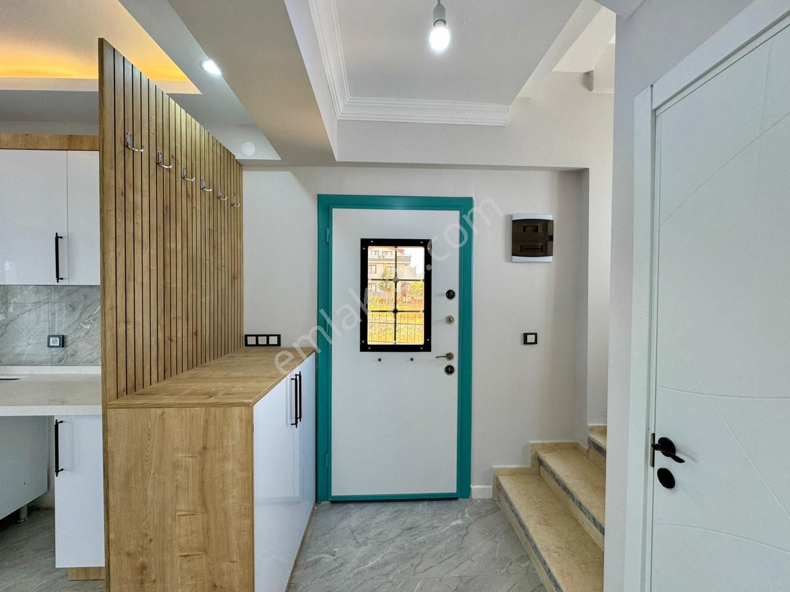 Denize Ve Anayola Yakın, 5+1 ,zemin Katta Odası Olan Lüx Villa! - Görsel 11