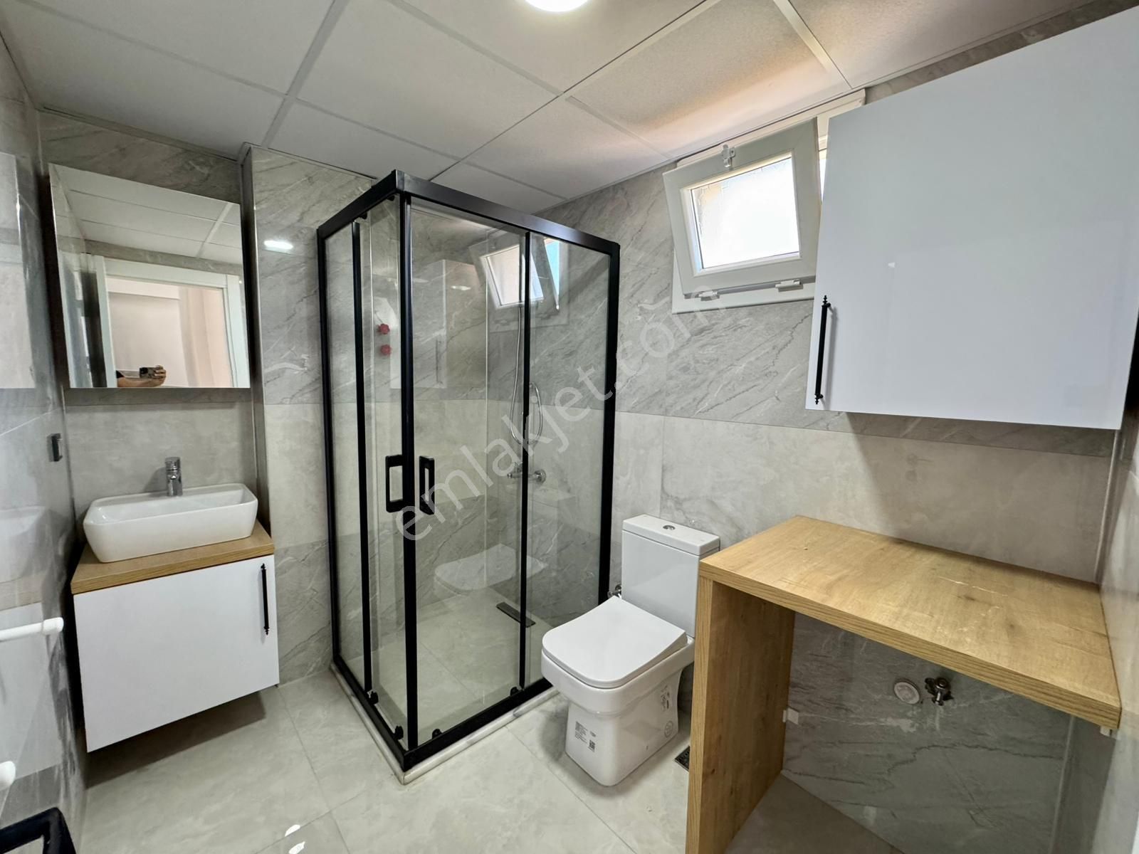 Denize Ve Anayola Yakın, 5+1 ,zemin Katta Odası Olan Lüx Villa! - Görsel 28