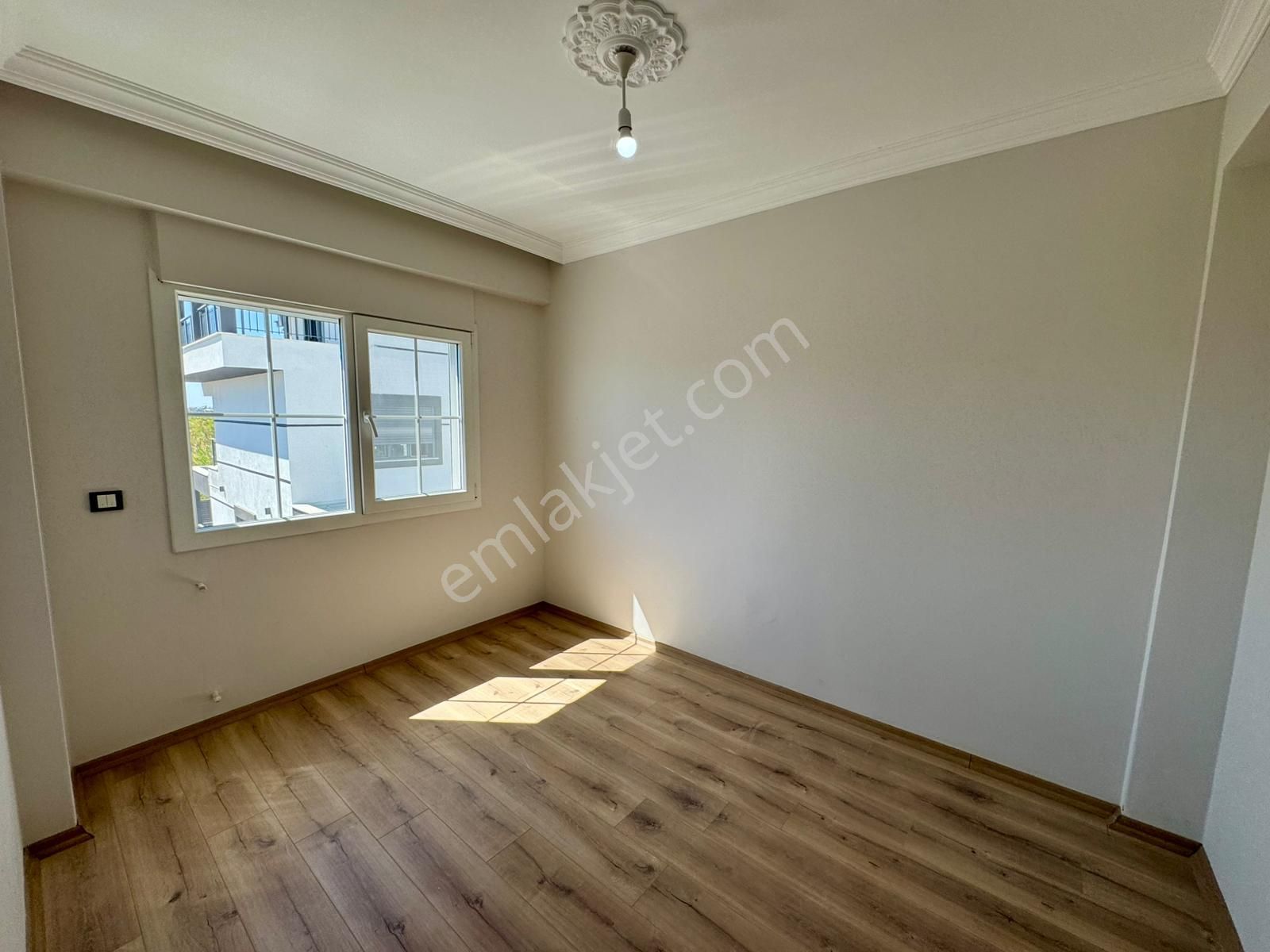 Denize Ve Anayola Yakın, 5+1 ,zemin Katta Odası Olan Lüx Villa! - Görsel 23