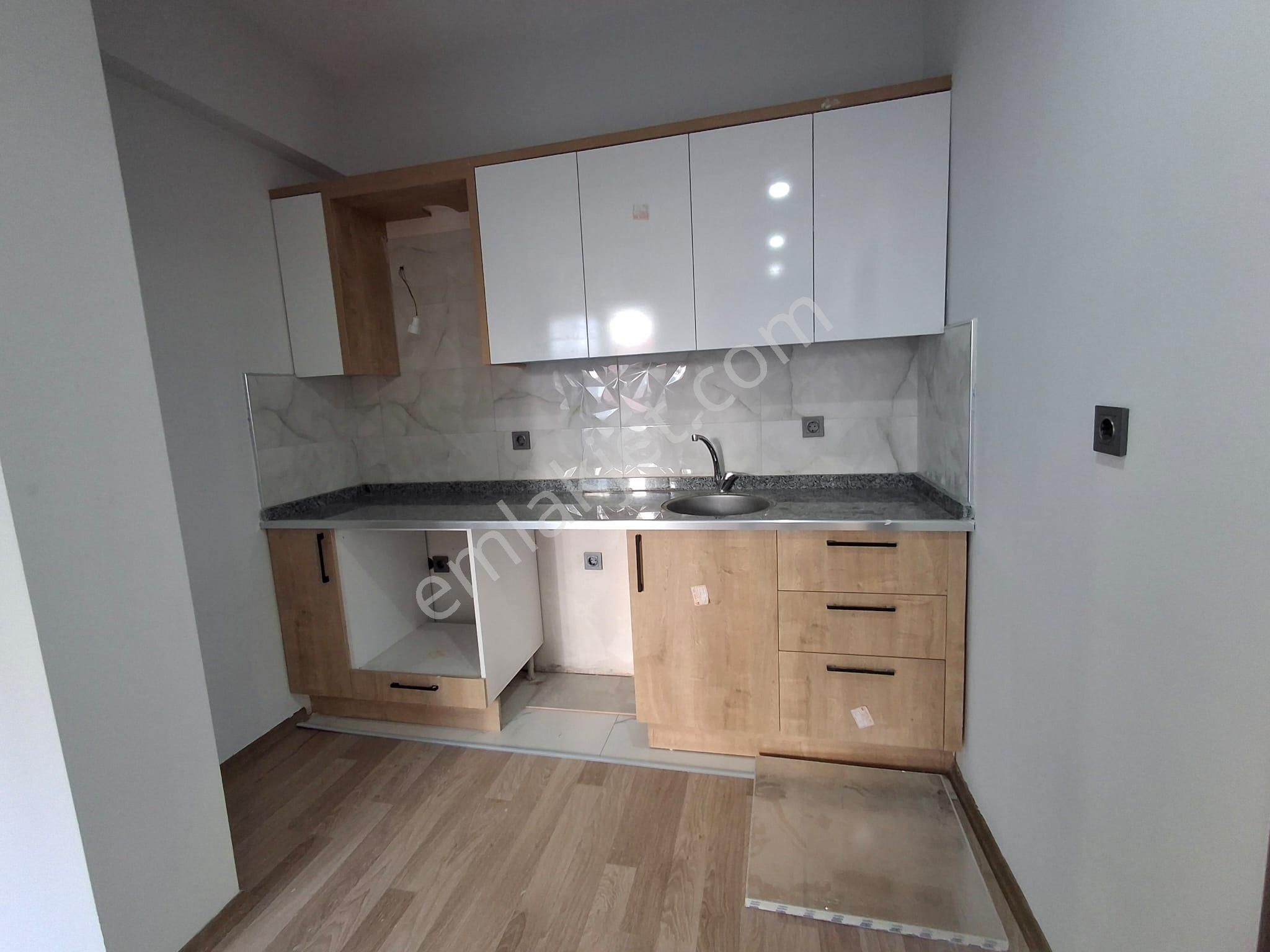 Menemen Seyrekte Bahçeli Müstakil Tadında 1+1 Satılık Daire - Görsel 3