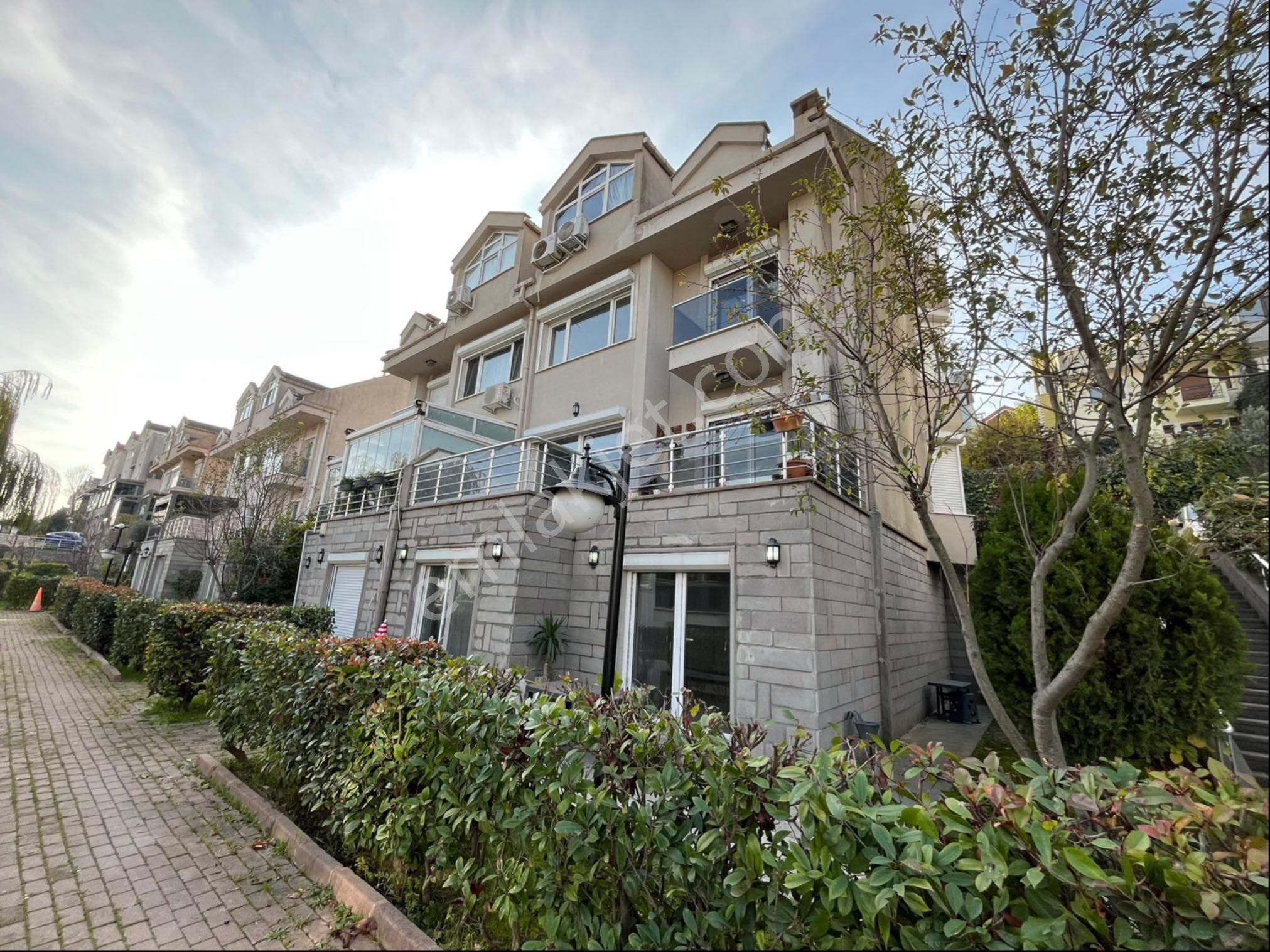 Finansman'dan..havuzlu..güvenlikli Sitede..bakımlı..ikiz Villa - Görsel 7