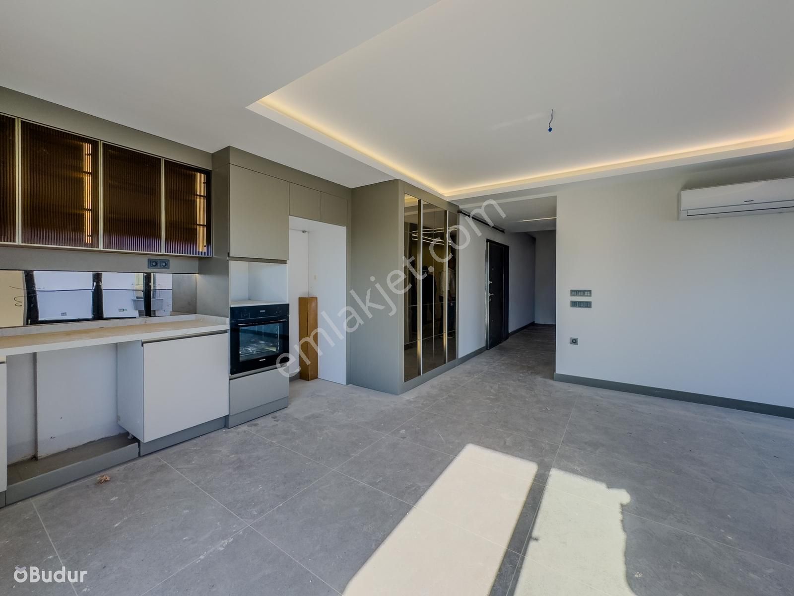 Çağlayanda 2+1 Ebeveyn Banyolu Doğalgaz Kombi + Yerden Isıtma - Görsel 17