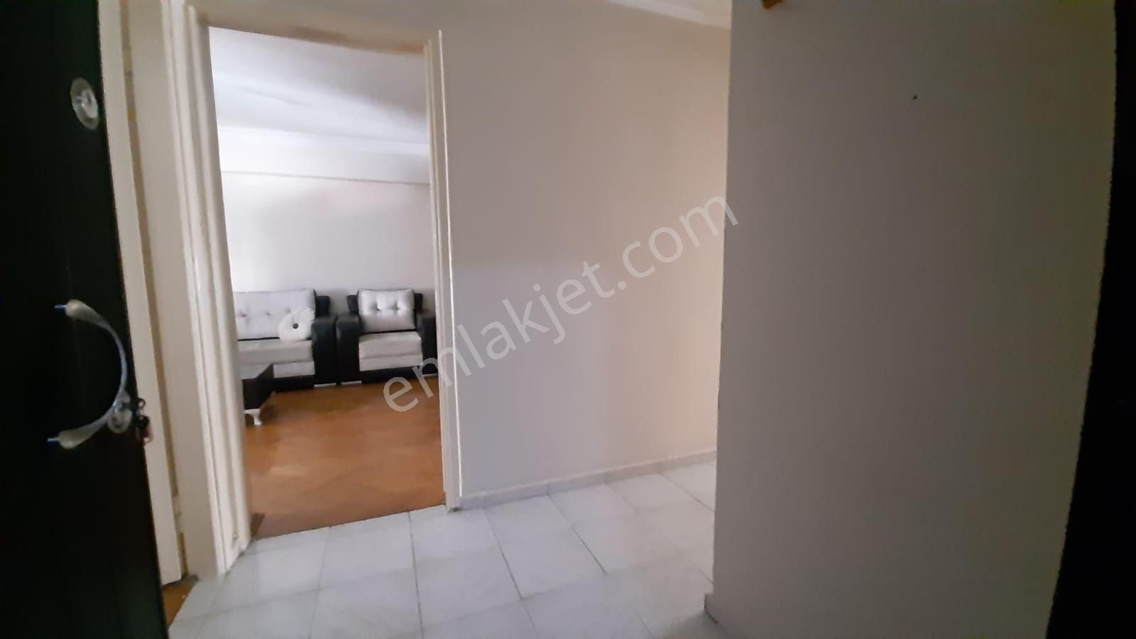 Karşıyaka Atakent Mah. Kiralık 3+1 Daire - Görsel 4