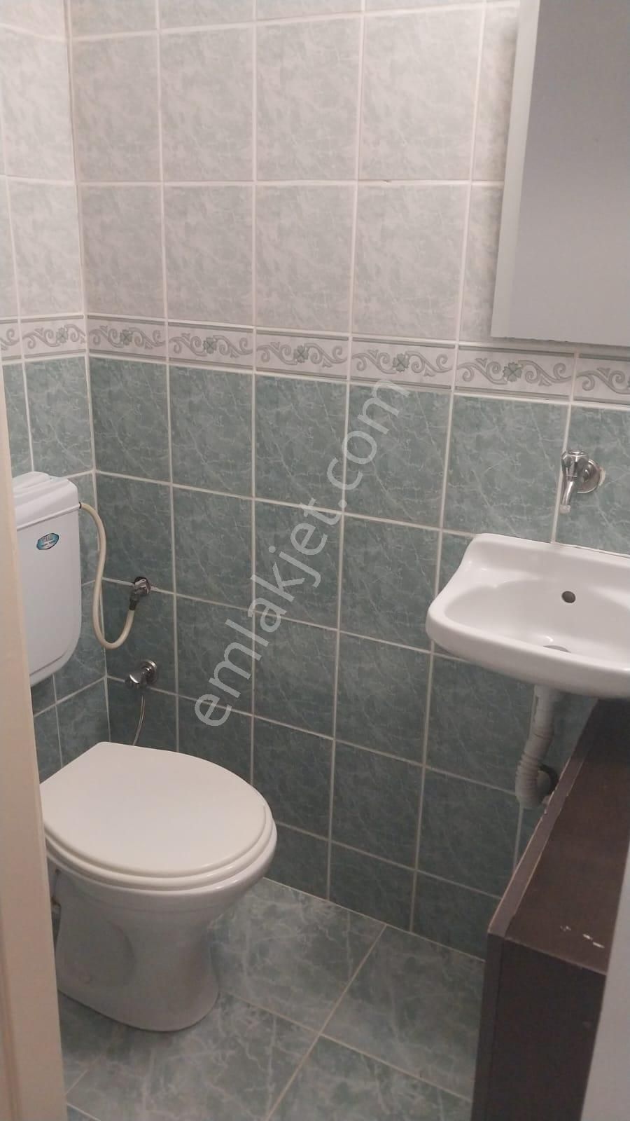 Karşıyaka Atakent Mah. Kiralık 3+1 Daire - Görsel 2