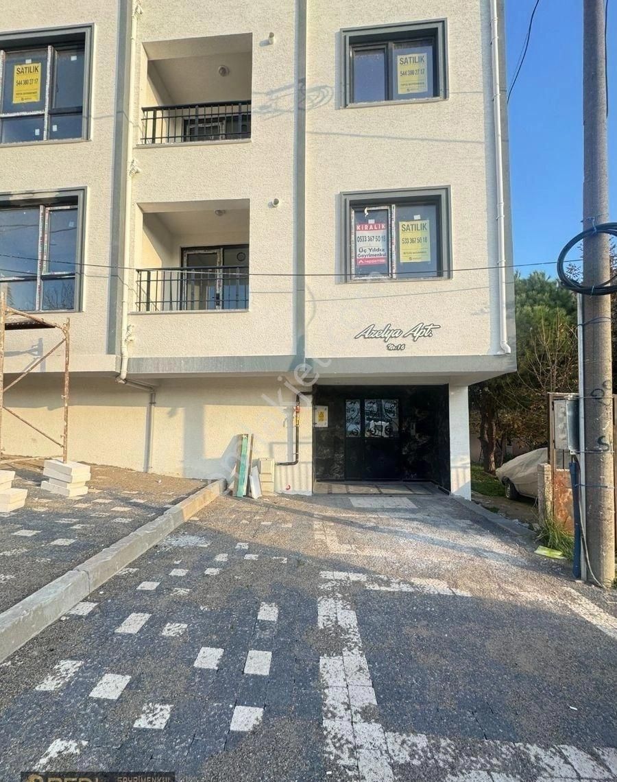 Real’den Bandırma İhsaniye Mahallesi’nde Önü Tamamen Açık, Köşe Parselde 2+1 Satılık Daire