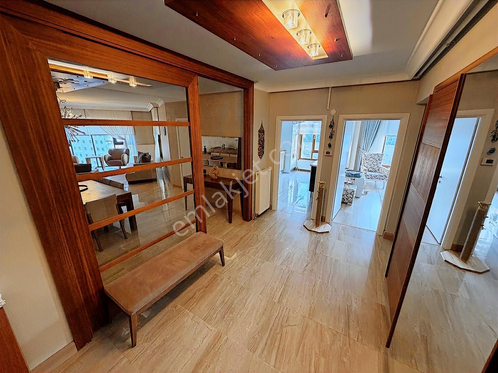 Yaşamkent'te Ultra Lüx Yapılı Eşyalı 4+1 Rezidans Dairesi - Görsel 10