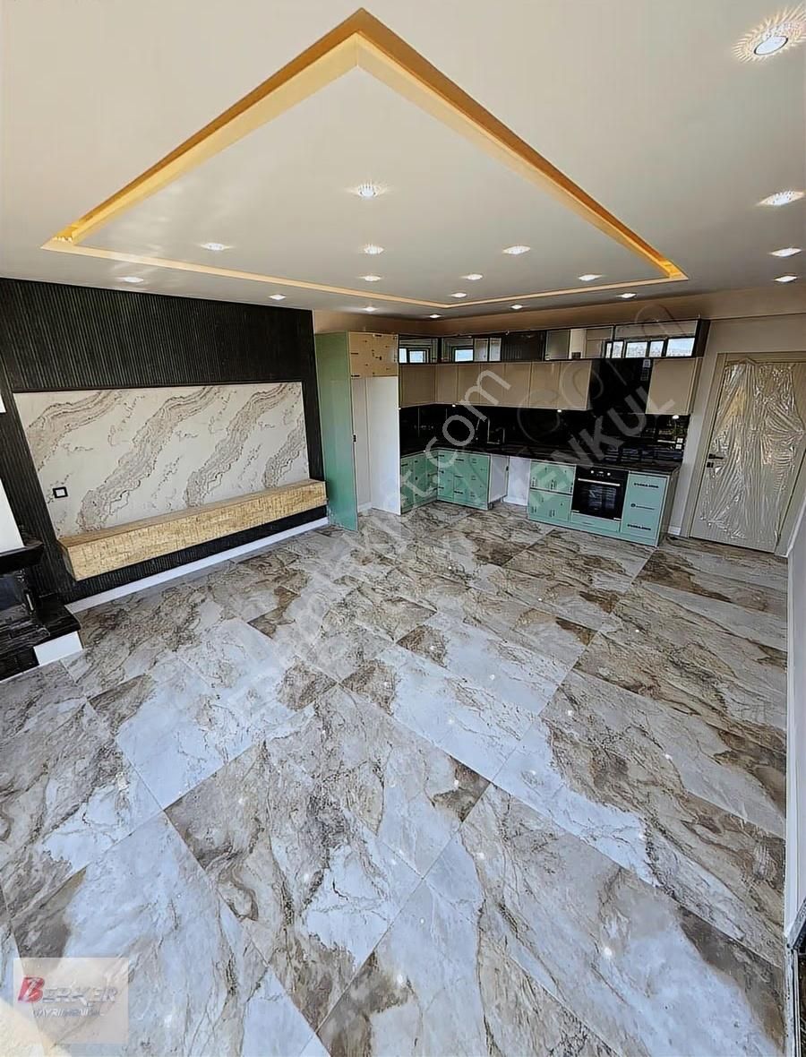 Çamlıca Gold Sitesinde Doğayla İç İçe Full Lüx Villalar - Görsel 13