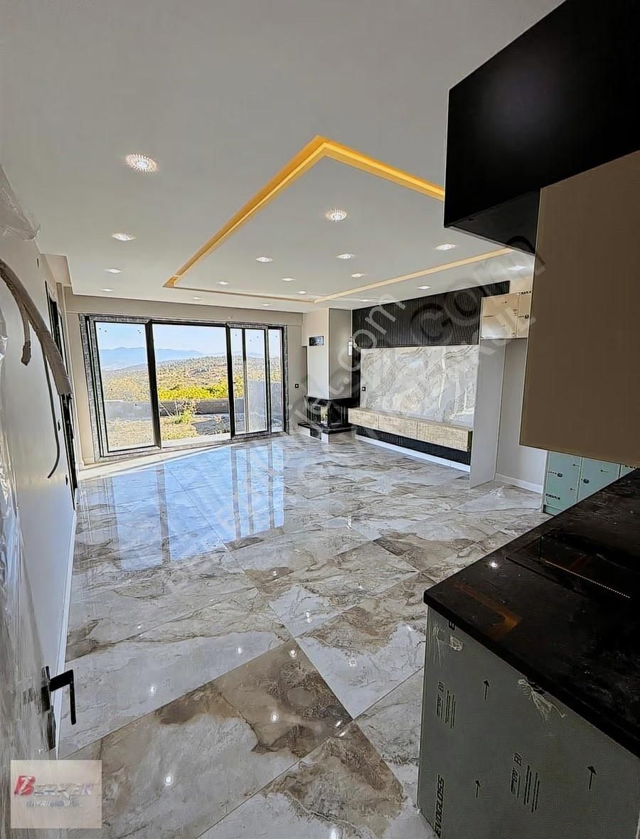 Çamlıca Gold Sitesinde Doğayla İç İçe Full Lüx Villalar - Görsel 10