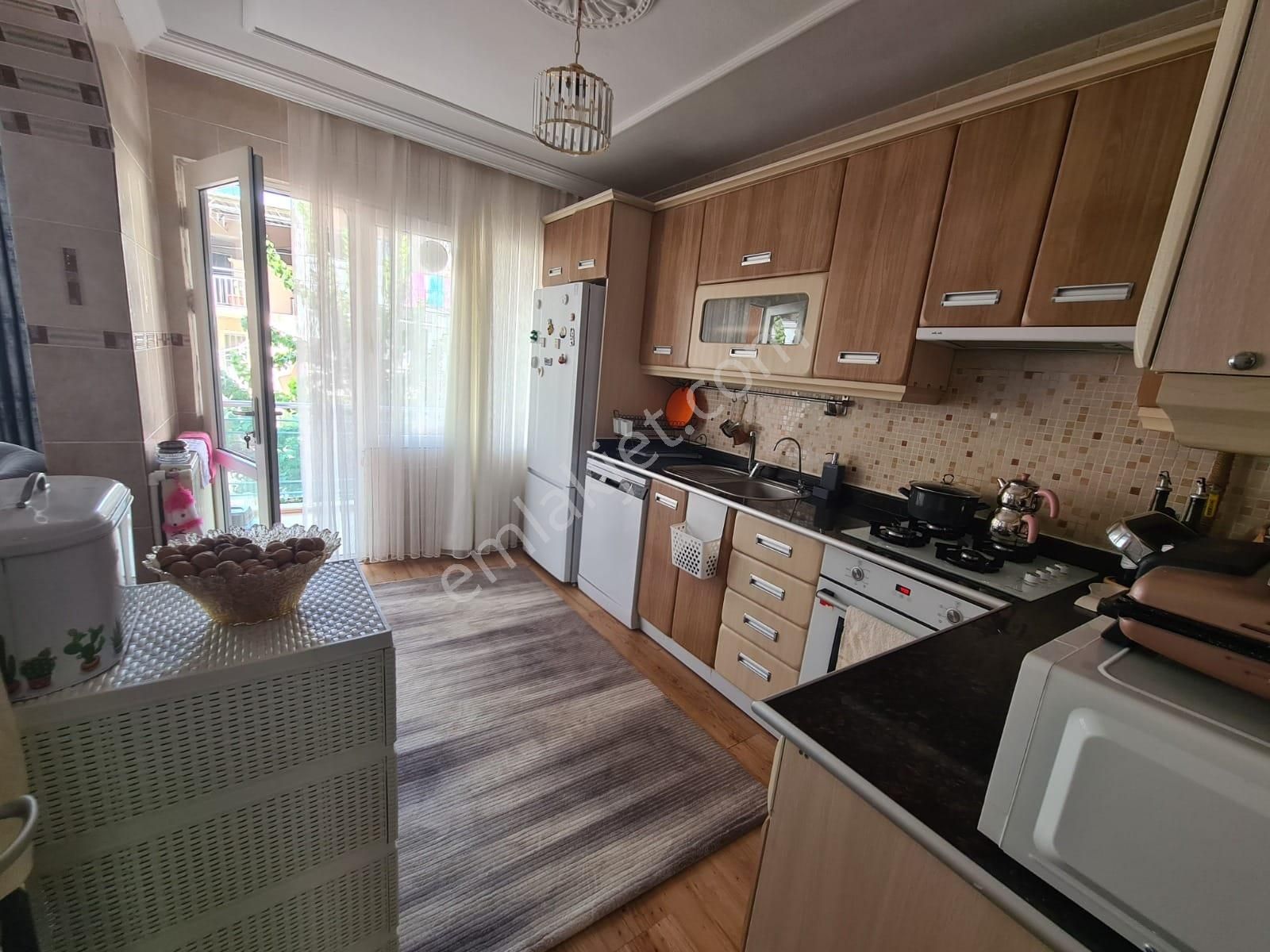 Acill Buca Ufuk Mah.de Işıklıpark Yakını 6 Daireli Komple Satılık Müstakil Bina - Görsel 6