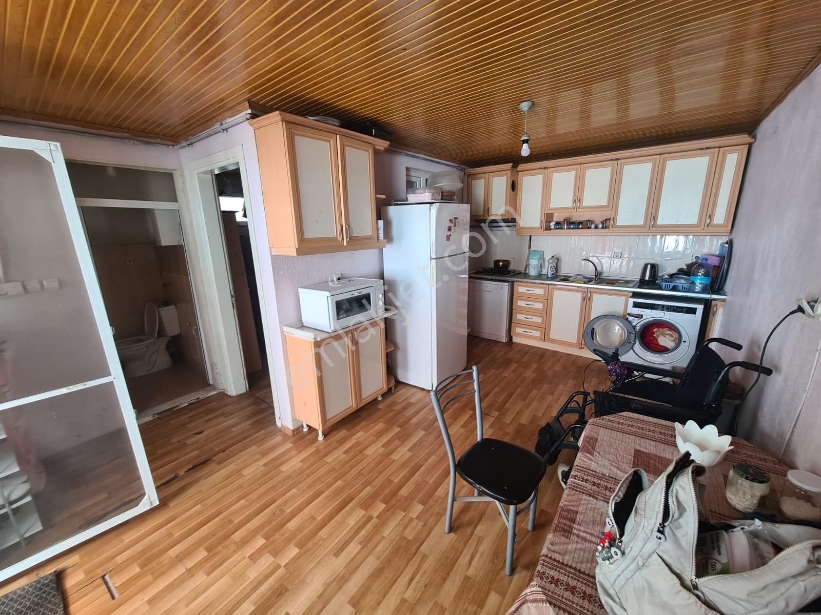 Acill Buca Ufuk Mah.de Işıklıpark Yakını 6 Daireli Komple Satılık Müstakil Bina - Görsel 12