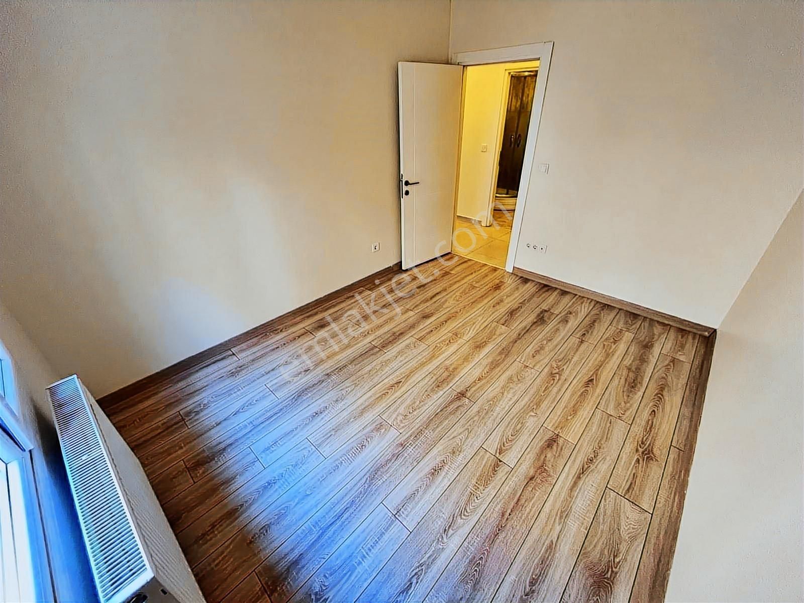 Yatırım'dan Altıntepe Sahilde Ayrı Mutfak Ve Balkonlu 1.kat 3+1 - Görsel 9