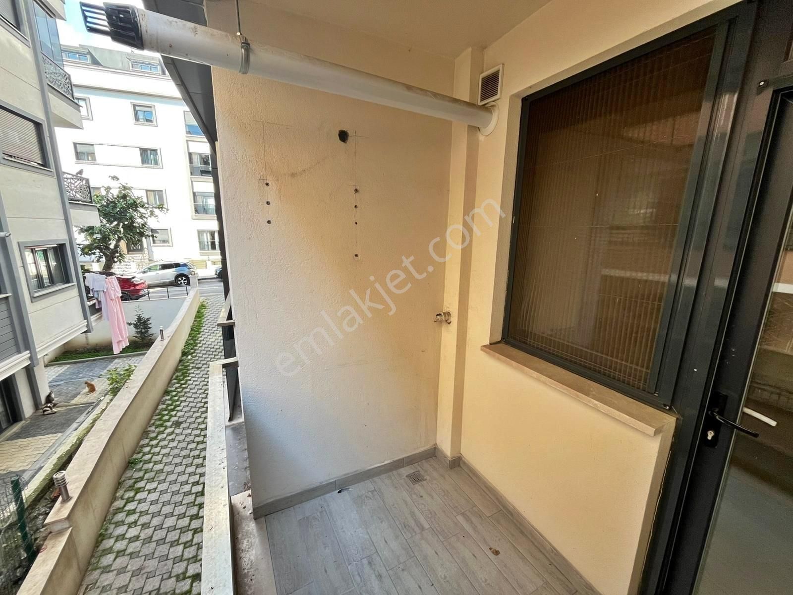 Yatırım'dan Altıntepe Sahilde Ayrı Mutfak Ve Balkonlu 1.kat 3+1 - Görsel 3