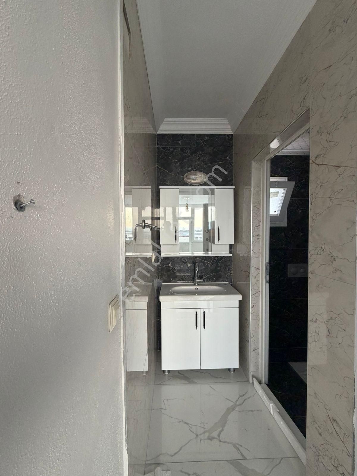 Lavinia'dan Küçük Dikilide 2+1 Teraslı Bahçeli Kiralık Müstakil - Görsel 10