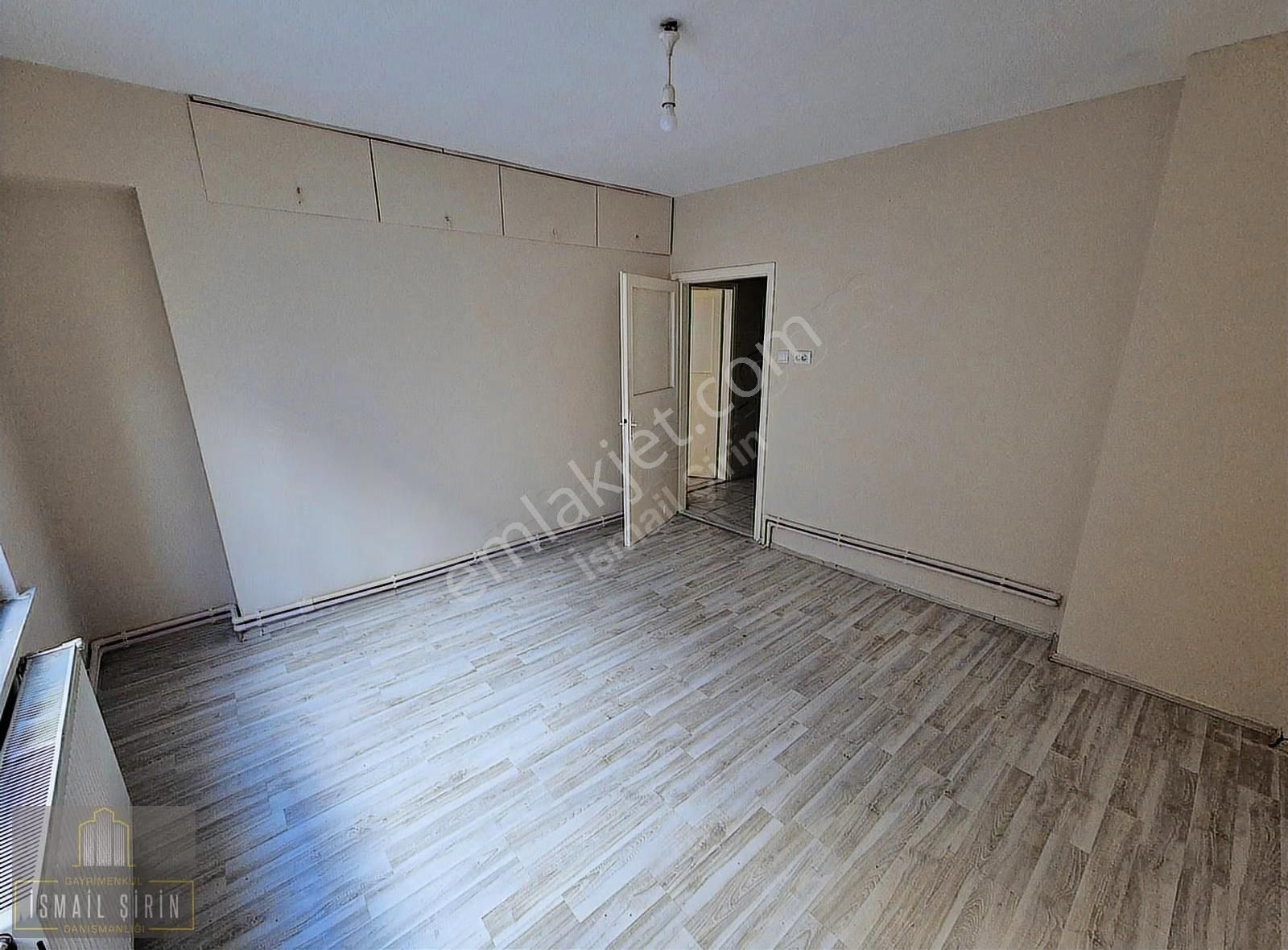İsmailşirinden E.dinçerde Bakımlı 4 Katlı Bina Ara Kat 2+1 Daire - Görsel 8