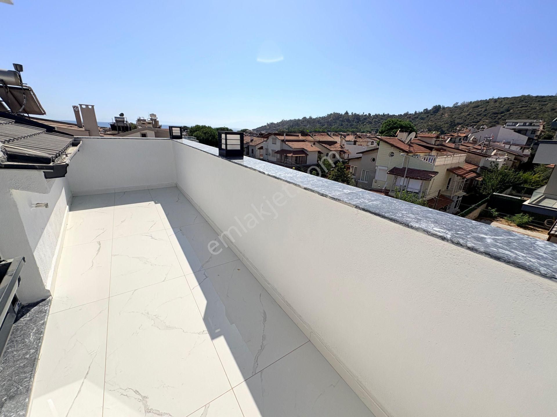 Özdere'de Deniz Tarafında Ön Cephe Sıfır 3+1 Villa - Görsel 23