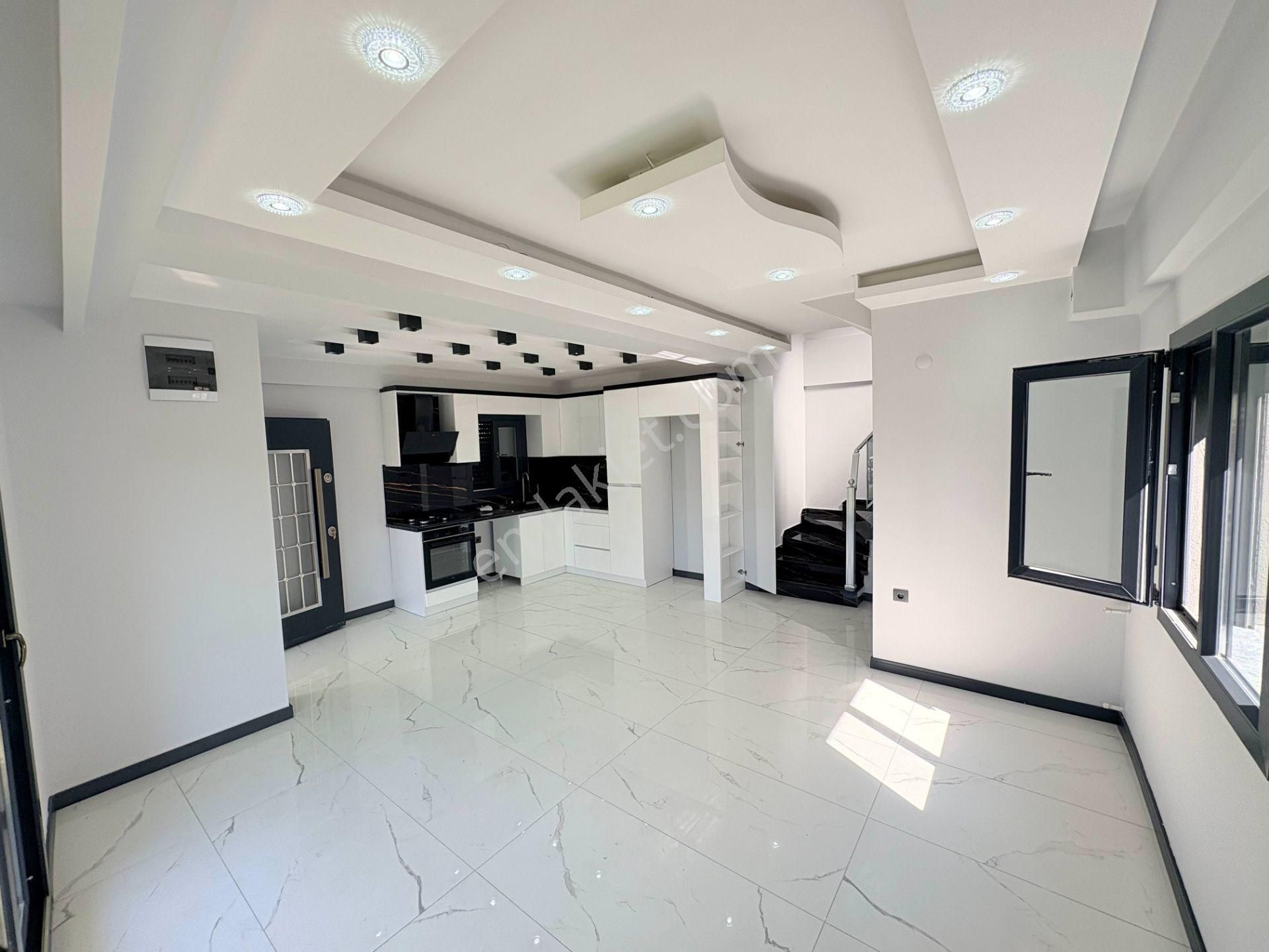 Özdere'de Deniz Tarafında Ön Cephe Sıfır 3+1 Villa - Görsel 7