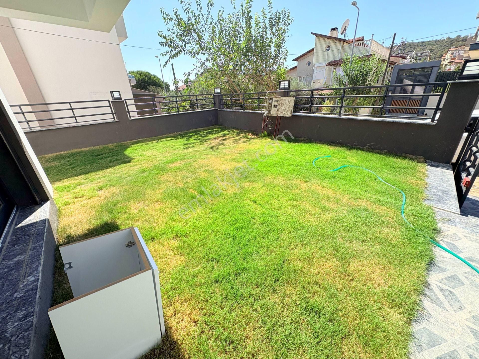 Özdere'de Deniz Tarafında Ön Cephe Sıfır 3+1 Villa - Görsel 3