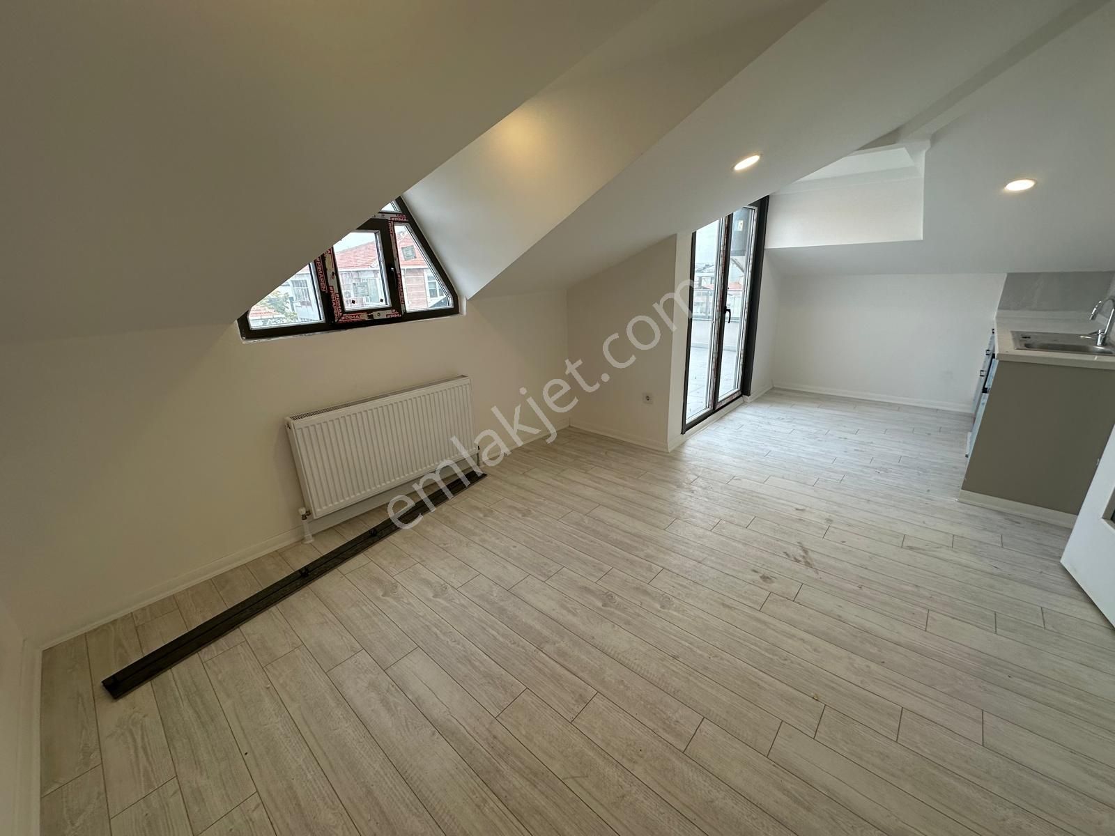 Bahçelievler Yayla Merkezde Sıfır Binada K.otoparklı 6+2 Dubleks - Görsel 18