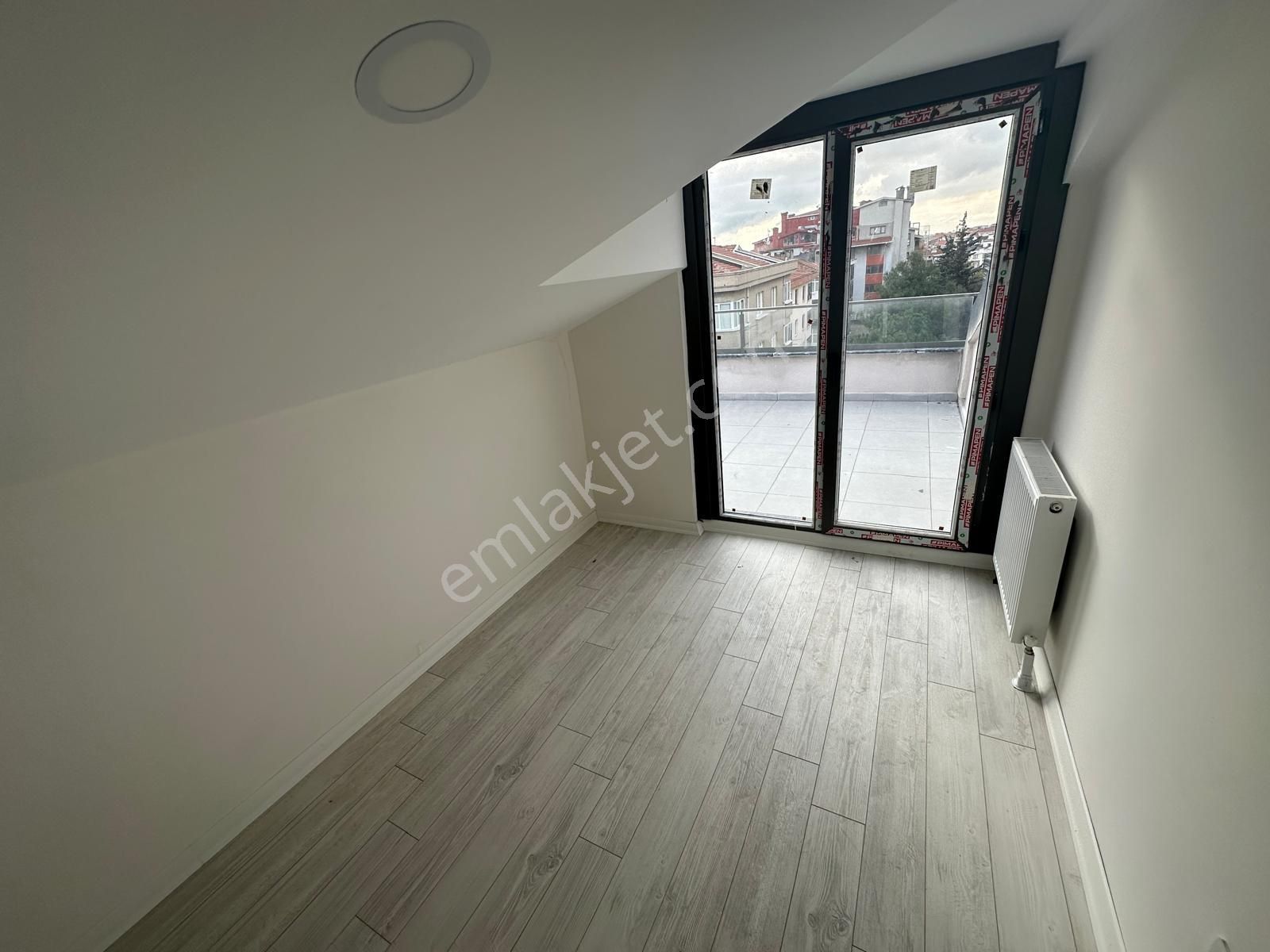 Bahçelievler Yayla Merkezde Sıfır Binada K.otoparklı 6+2 Dubleks - Görsel 22