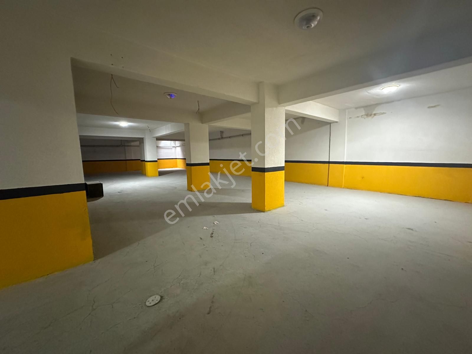 Bahçelievler Yayla Merkezde Sıfır Binada K.otoparklı 6+2 Dubleks - Görsel 31