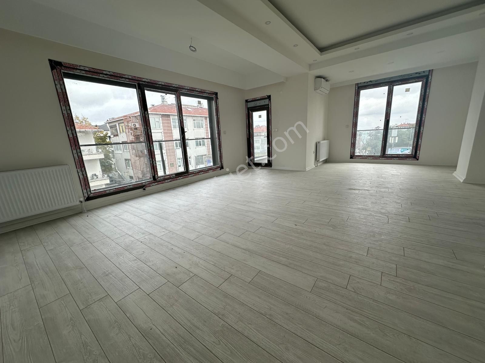 Bahçelievler Yayla Merkezde Sıfır Binada K.otoparklı 6+2 Dubleks