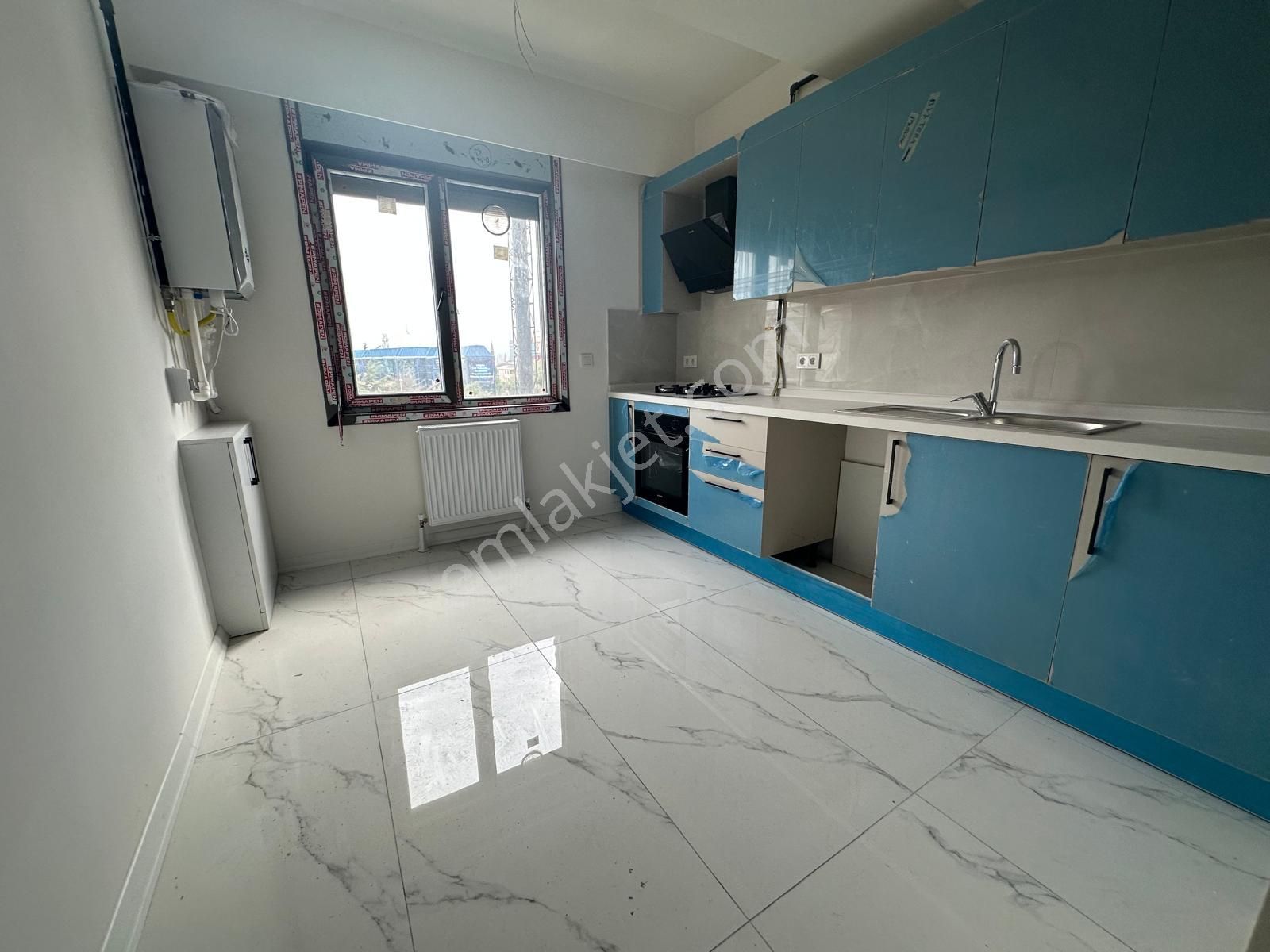 Bahçelievler Yayla Merkezde Sıfır Binada K.otoparklı 6+2 Dubleks - Görsel 5