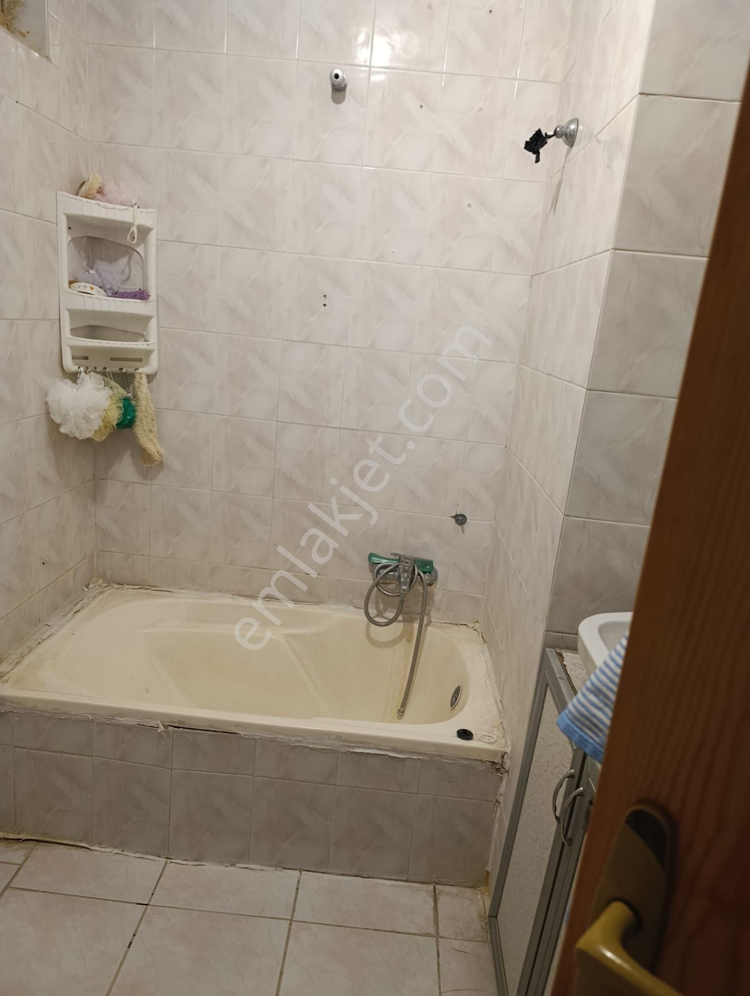 Esenler Mah. Dedeman Otel Yanı Geniş 3+1 Makul Fiyatlı Daire - Görsel 4