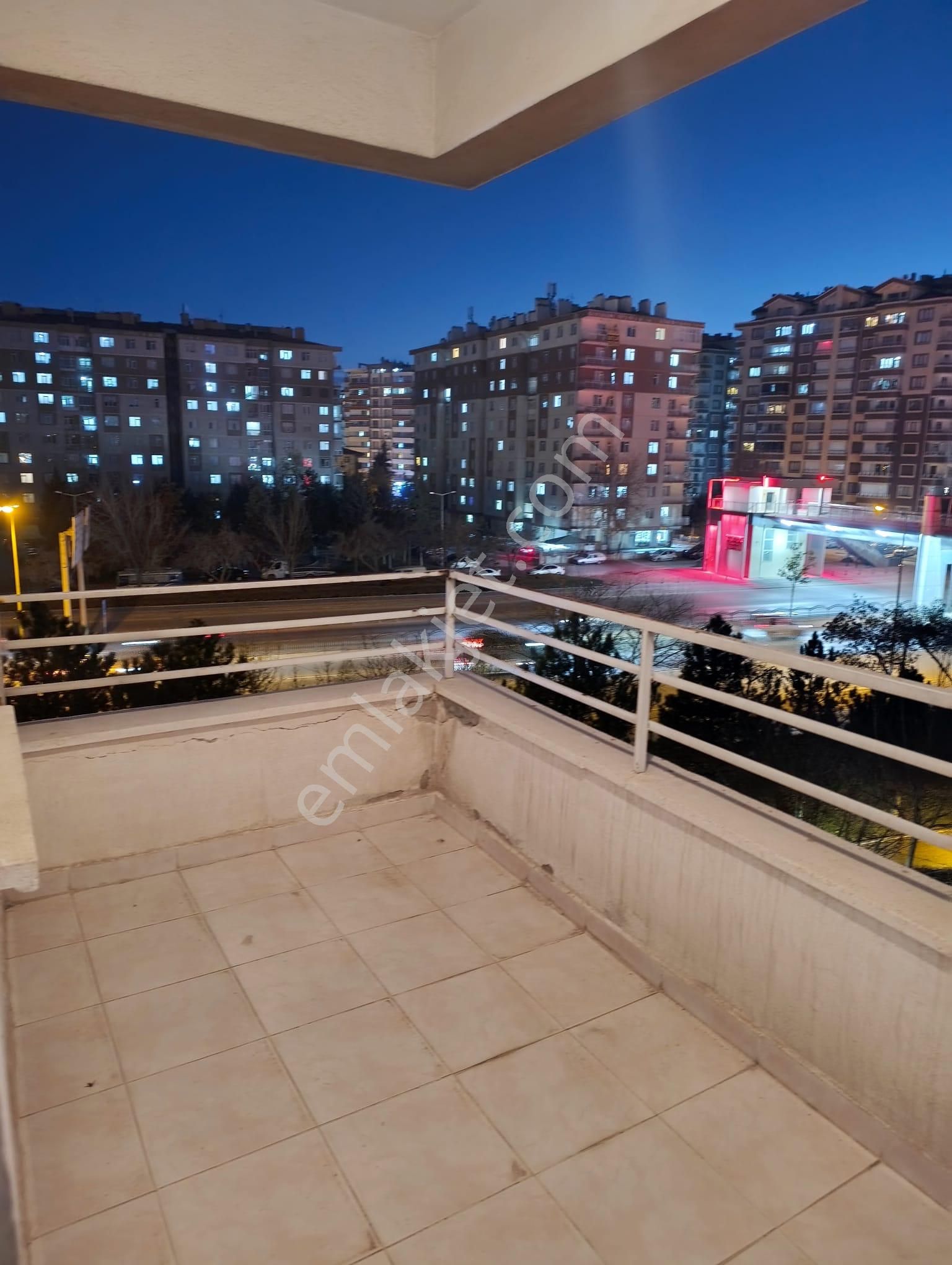 Esenler Mah. Dedeman Otel Yanı Geniş 3+1 Makul Fiyatlı Daire - Görsel 3