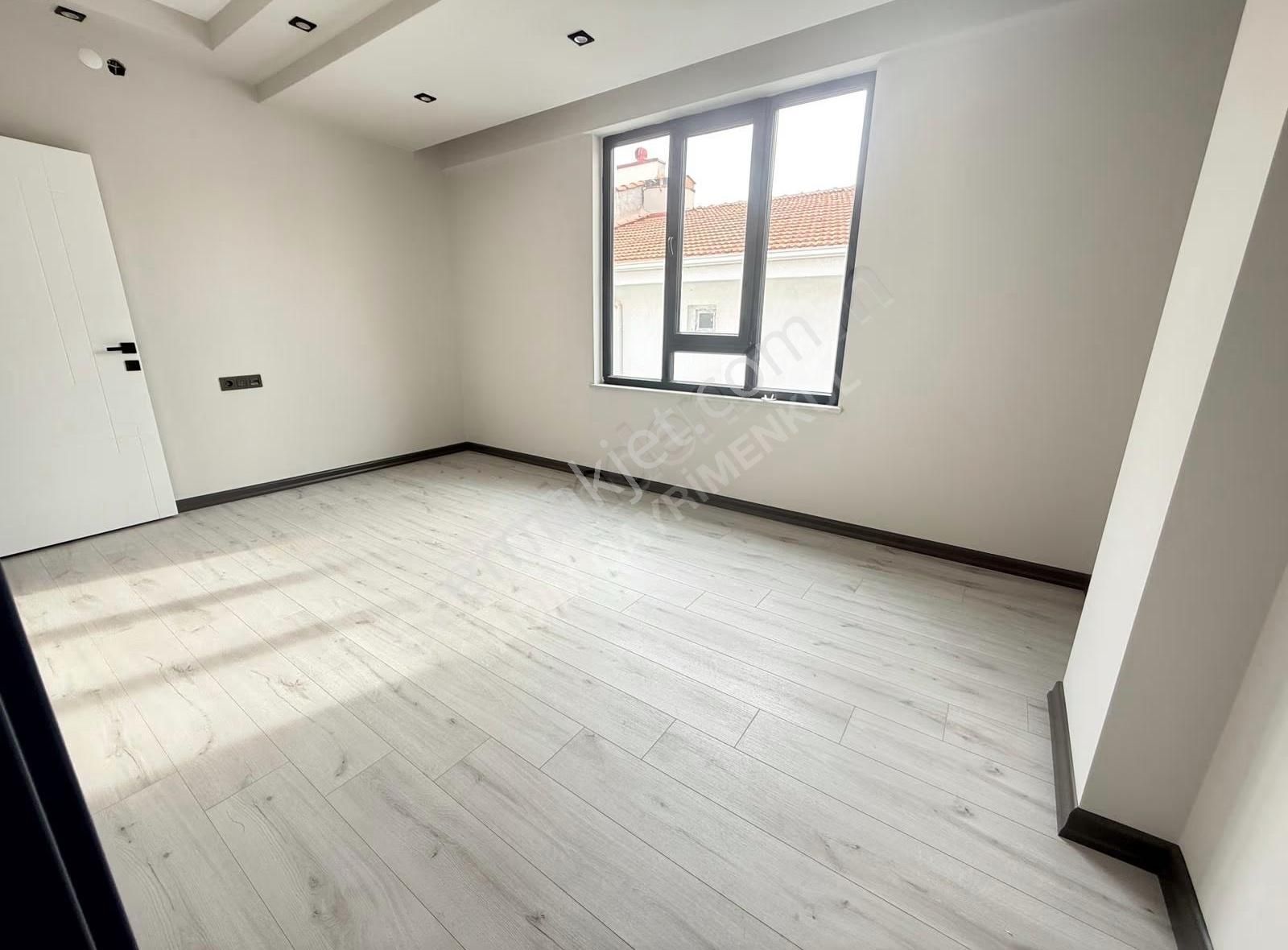 Adım Gayrimenkul/batıkent Mh Tevfik Fikret Cd Yakını 105m2 2+1 - Görsel 7