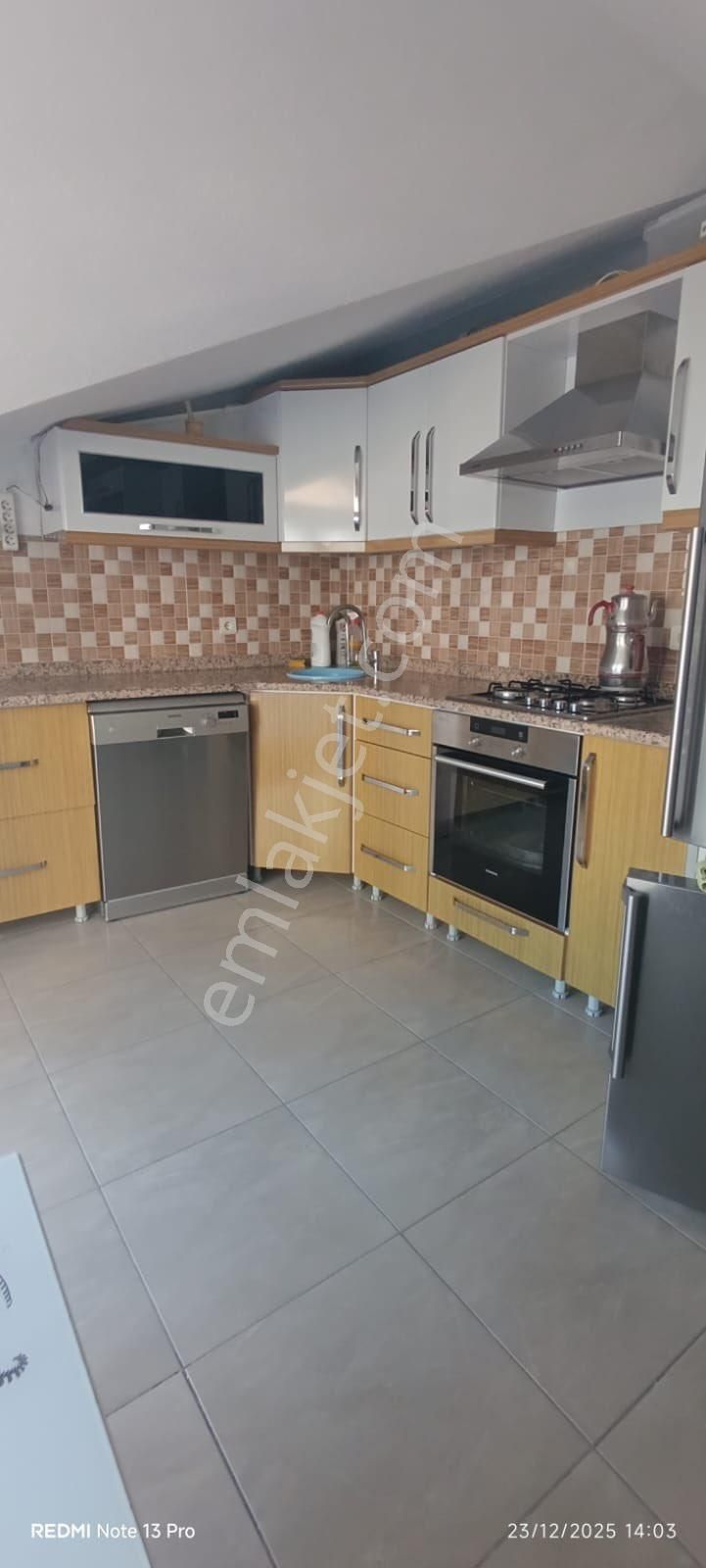 Efeler’de Denize 70m Mesafede Ayrı Mutfak Dublex - Görsel 31