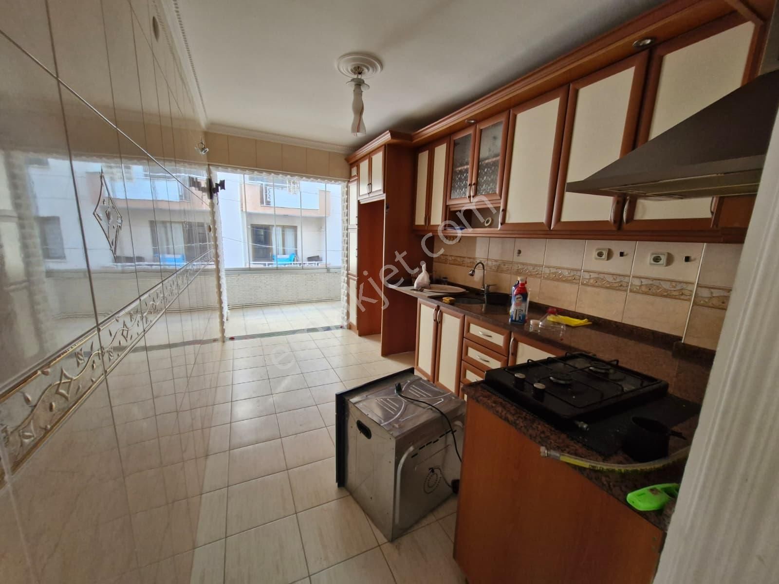 Çiğli Balatçık Merkezi Konum Kiralık 3+1 Daire - Görsel 8