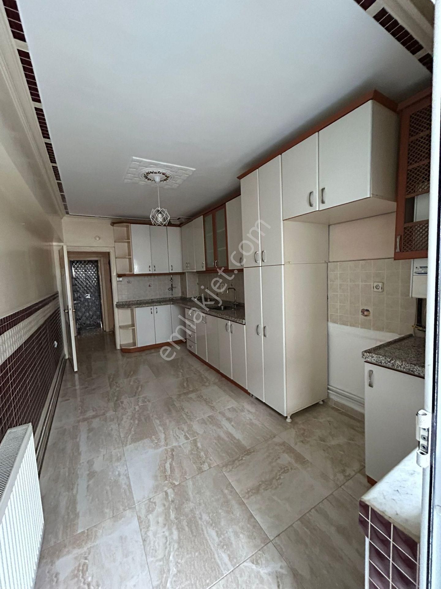 Kiralık*osmangazi Mah*osmanhamdi Okulu Yanı*katta Yapılı 3+1 Daire* - Görsel 16