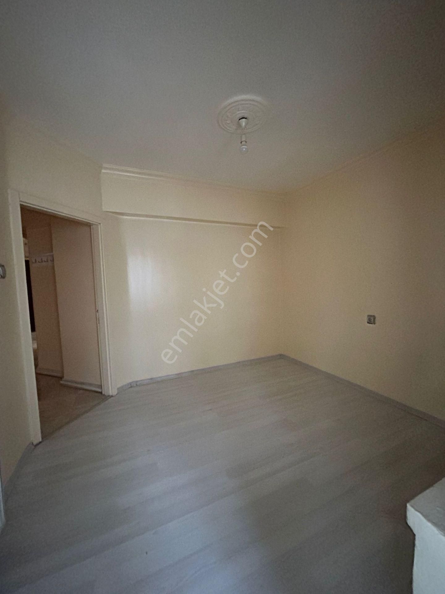 Kiralık*osmangazi Mah*osmanhamdi Okulu Yanı*katta Yapılı 3+1 Daire* - Görsel 6